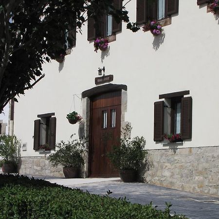 Hostal Rural Huartearena Iza Kamer foto
